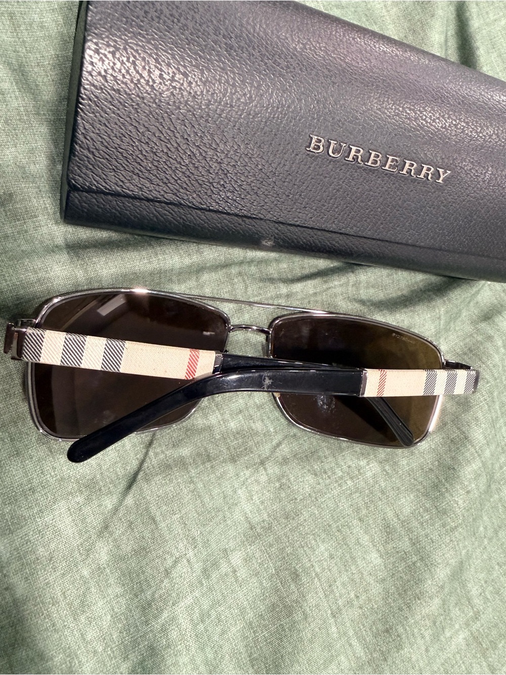 Burberry BE3081 1003/83 polarized sunglasses